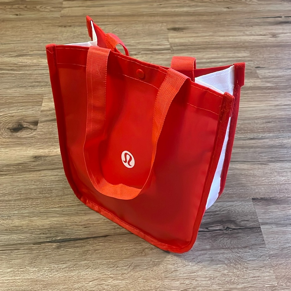 Lululemon Reusable Red & White Tote Bag